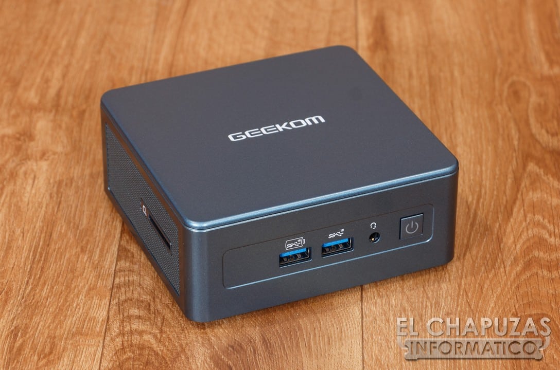 GEEKOM Mini IT12 (i7-12650H), mini-PC con Windows 11 en tan solo 0,6 litros