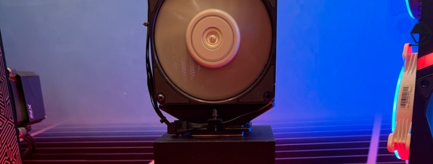 XPG fusiona disipador de CPU aéreo con líquido: Compacto y potente con hasta 280W de soporte